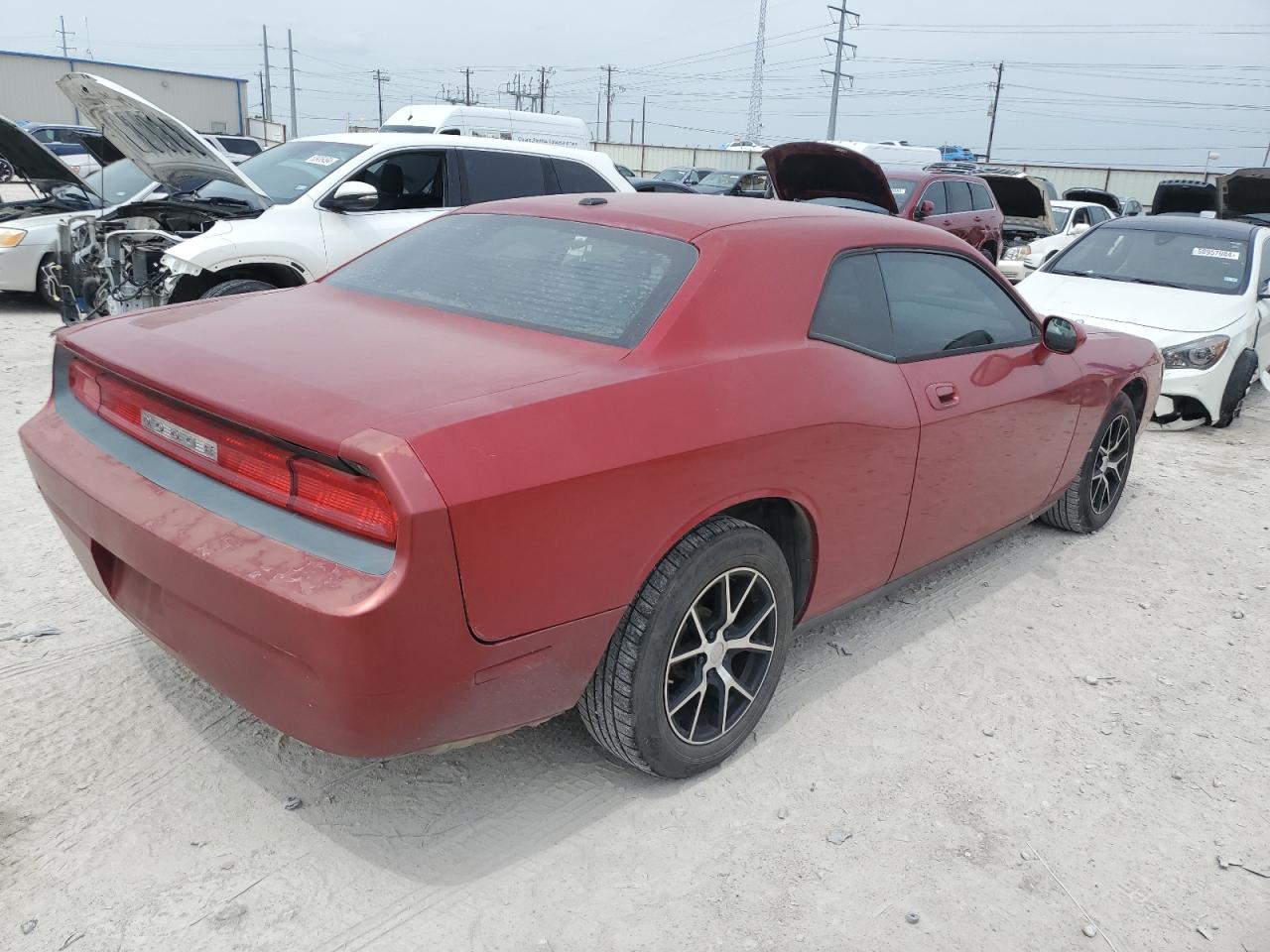 2B3LJ44VX9H535239 2009 Dodge Challenger Se