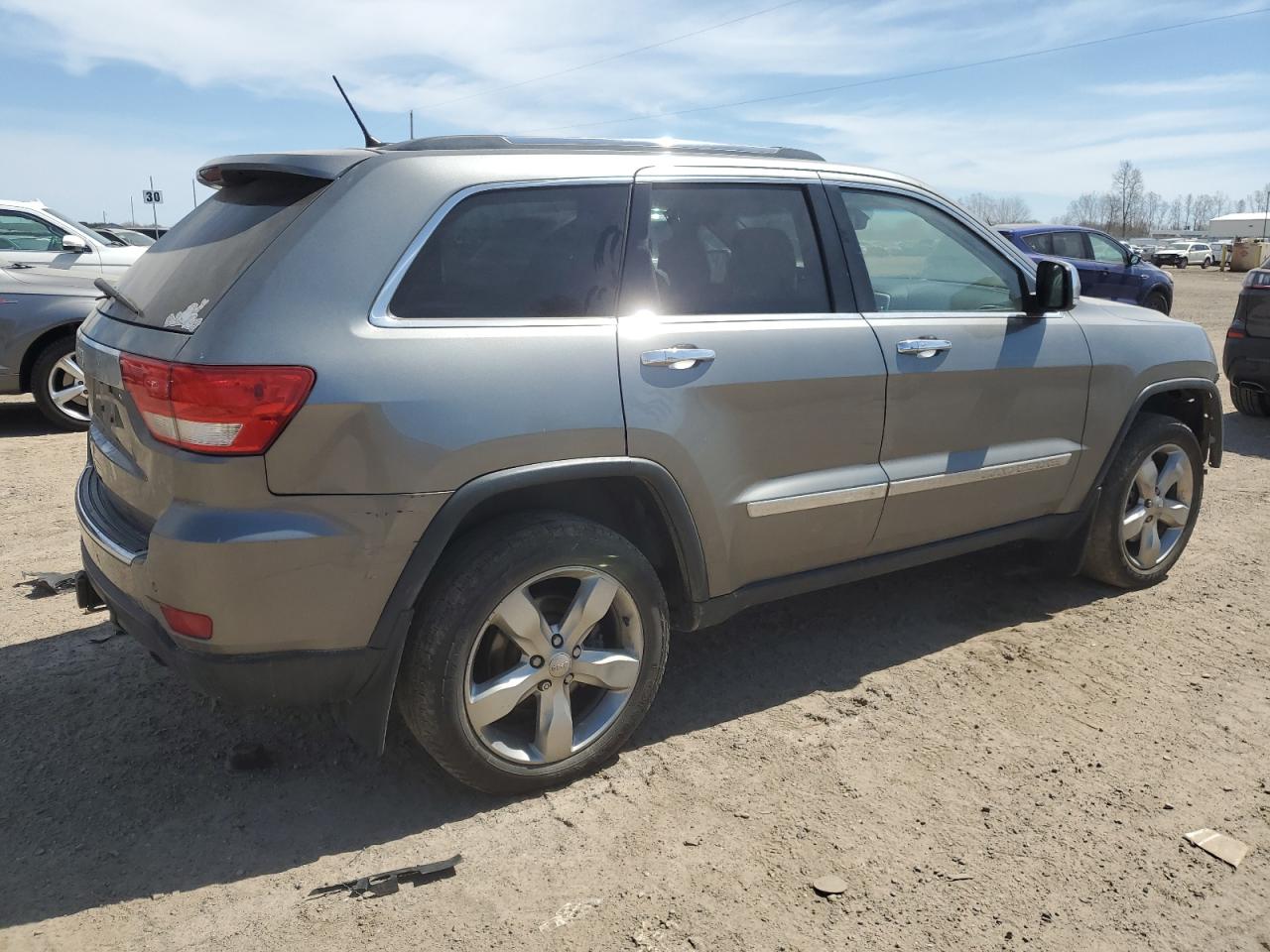 1C4RJFCT4DC544857 2013 Jeep Grand Cherokee Overland