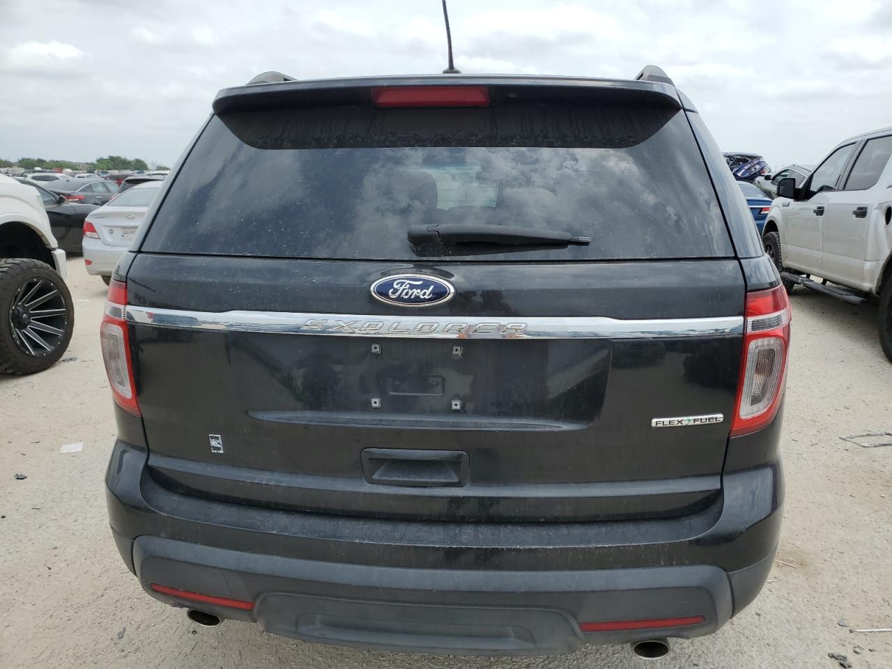 1FM5K7B88DGA76215 2013 Ford Explorer