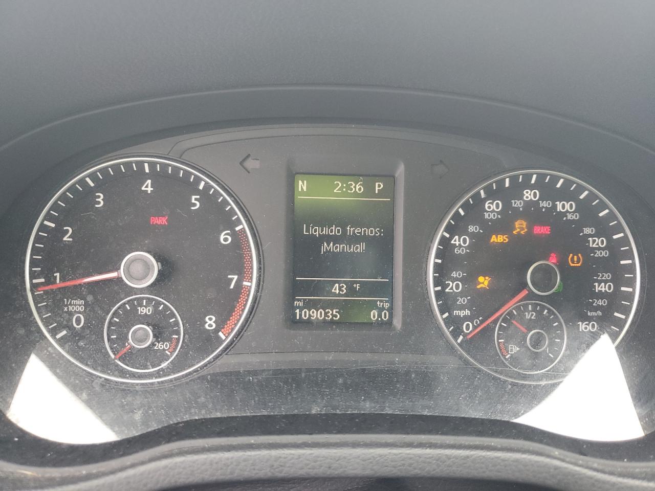 1VWBT7A36FC077946 2015 Volkswagen Passat Se