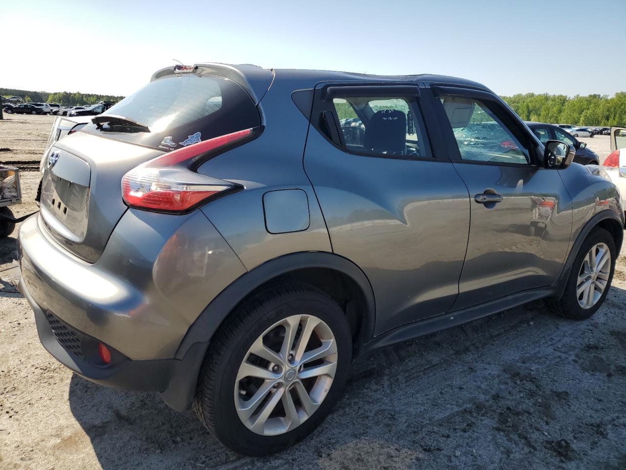 JN8AF5MR2HT700710 2017 Nissan Juke S