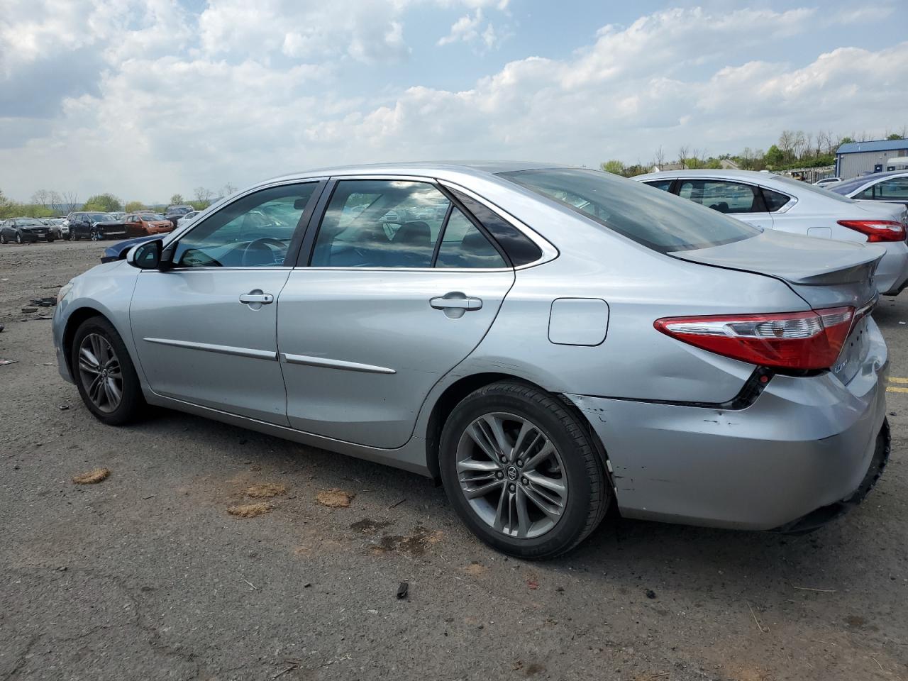 4T1BF1FK0GU225457 2016 Toyota Camry Le