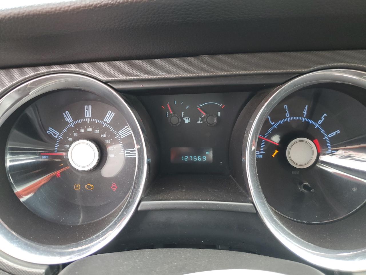 1ZVBP8EN7A5158764 2010 Ford Mustang