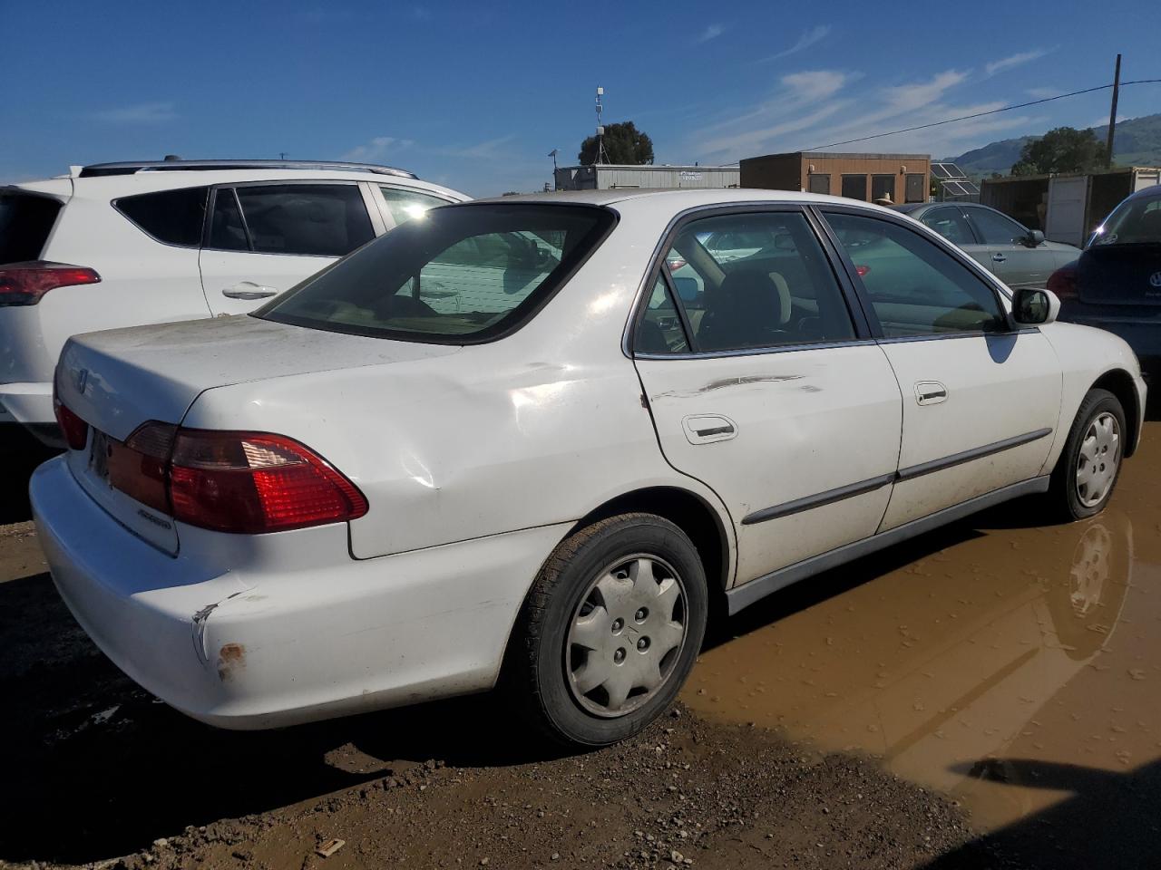 1HGCG5649WA204154 1998 Honda Accord Lx