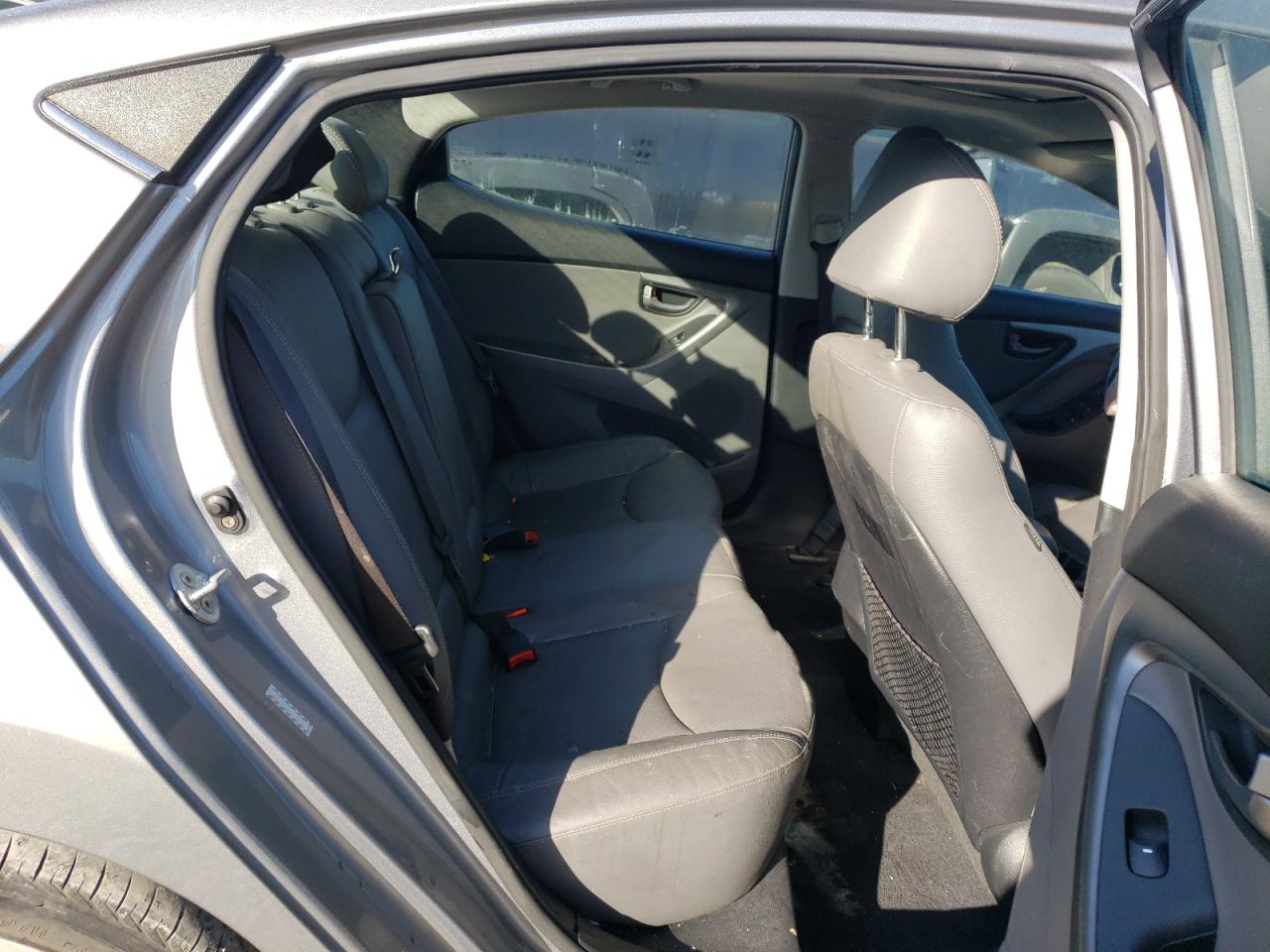 2015 Hyundai Elantra Se vin: KMHDH4AHXFU455618