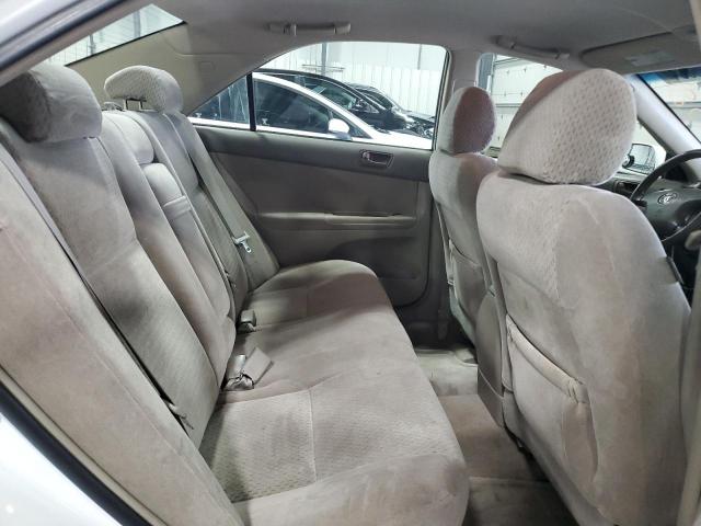 2004 Toyota Camry Le VIN: 4T1BE30KX4U363297 Lot: 52955884