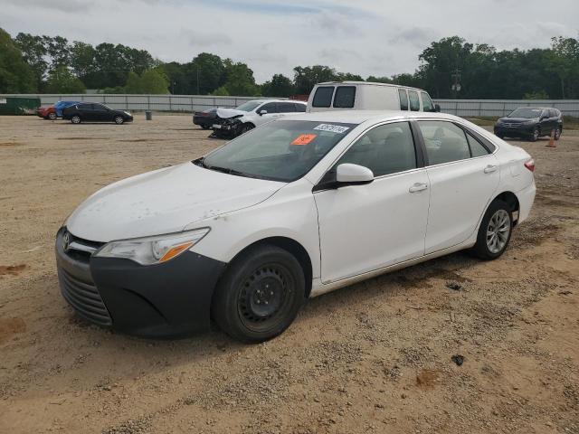 Lot #2519806184 2017 TOYOTA CAMRY LE salvage car