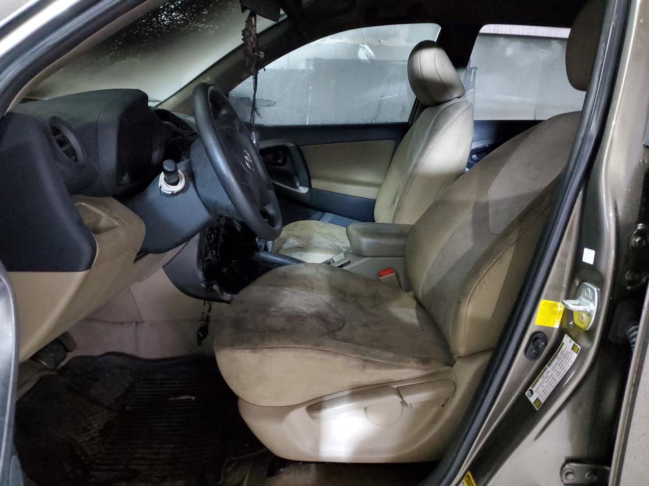 2T3ZF4DVXBW081929 2011 Toyota Rav4