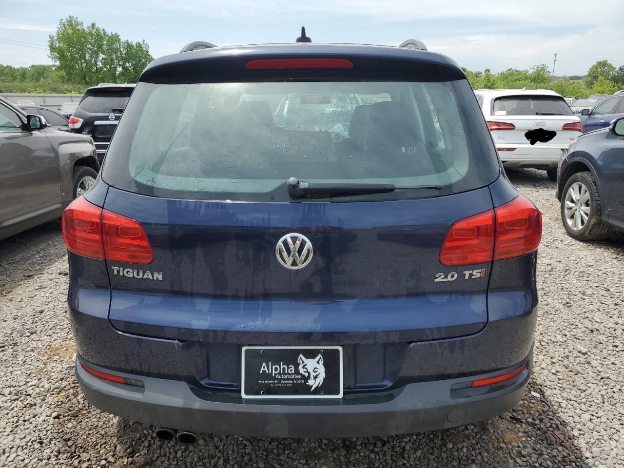 2015 Volkswagen Tiguan S vin: WVGAV7AX0FW573699