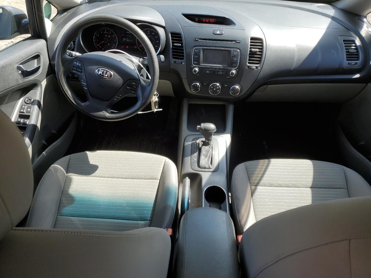 KNAFX4A69G5462695 2016 Kia Forte Lx