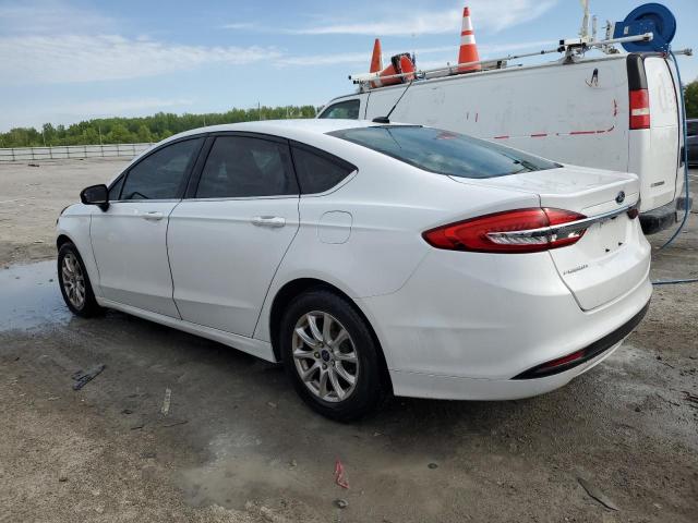 VIN 3FA6P0G76JR270933 2018 Ford Fusion, S no.2