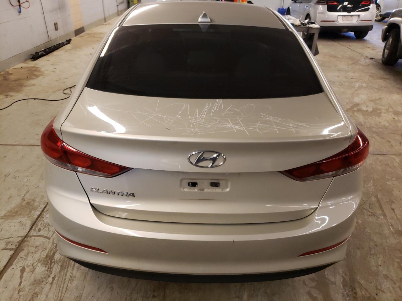 5NPD84LFXHH204983 2017 Hyundai Elantra Se