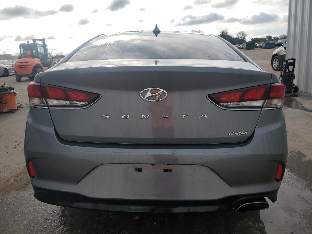 2019 Hyundai Sonata Limited vin: 5NPE34AFXKH758862