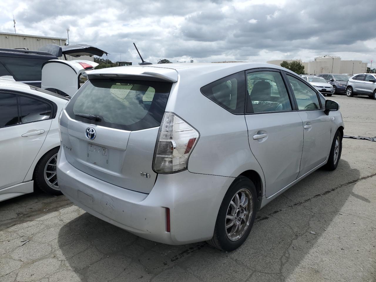 JTDZN3EU9EJ011201 2014 Toyota Prius V