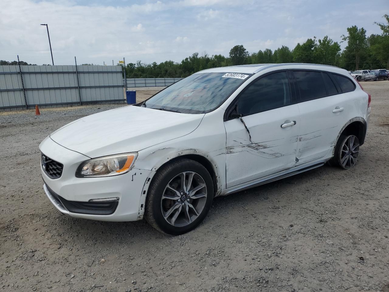 YV4612HK8G1003044 2016 Volvo V60 Cross Country Premier