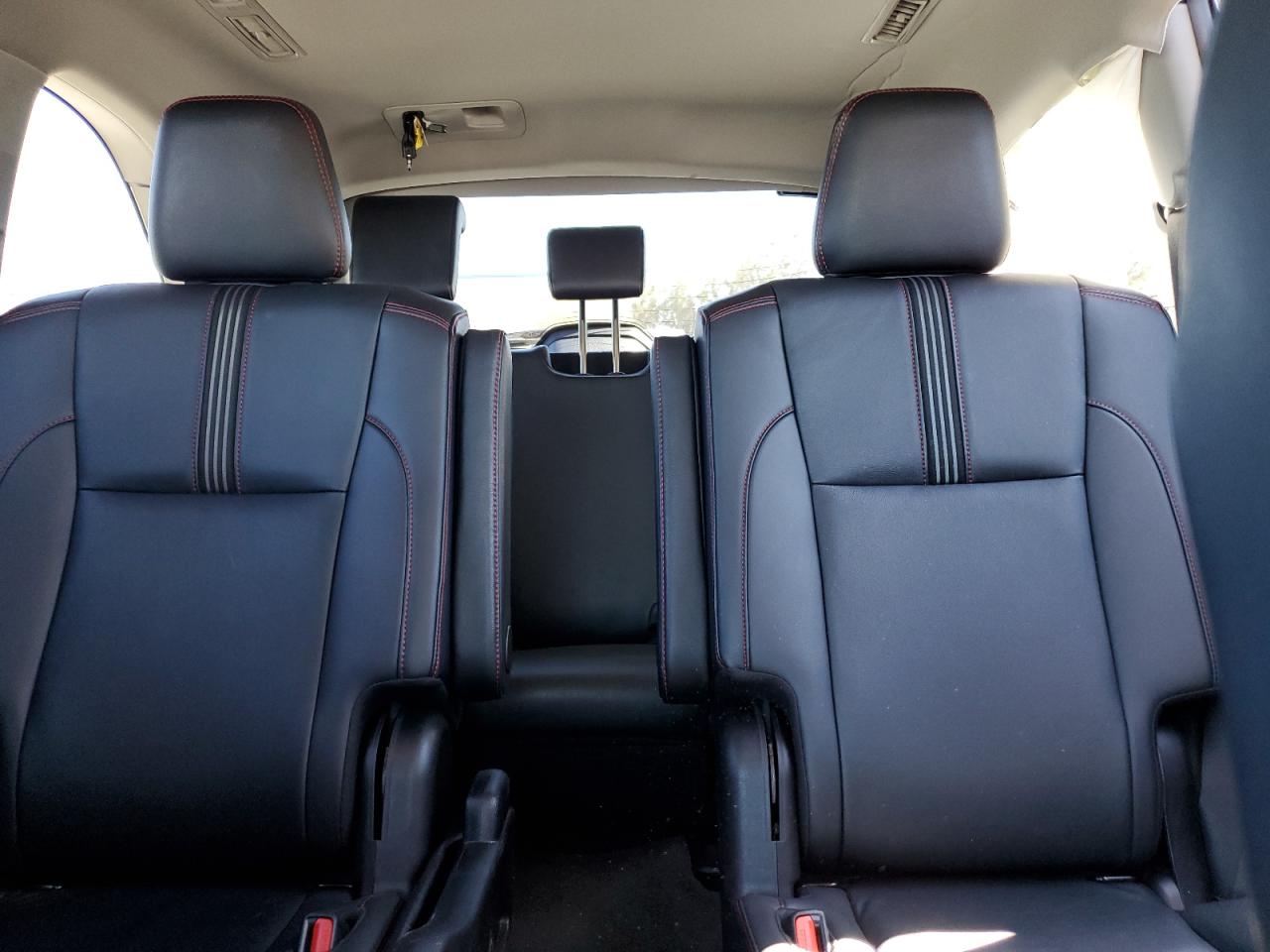 5TDJZRFH8KS571635 2019 Toyota Highlander Se