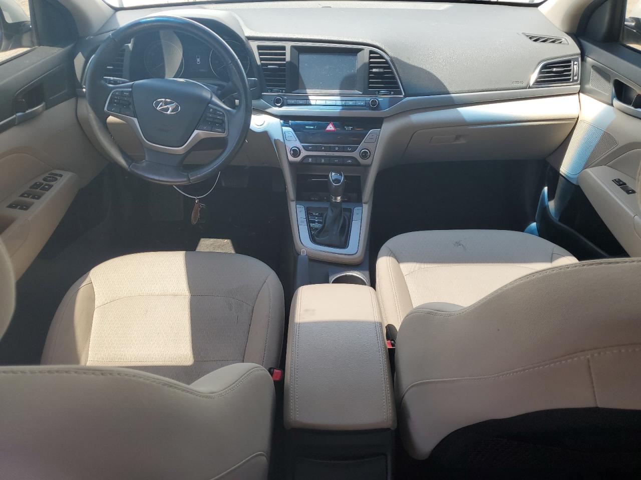 5NPD84LFXHH168289 2017 Hyundai Elantra Se