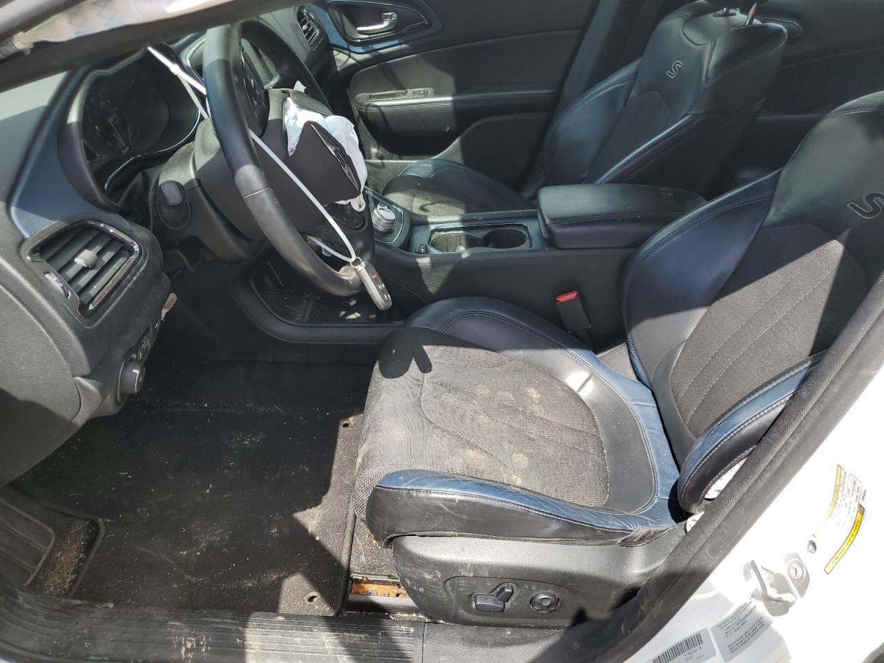 1C3CCCBB5FN548287 2015 Chrysler 200 S