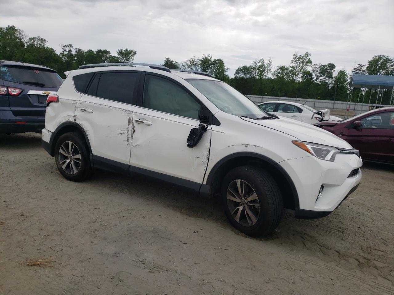 JTMWFREV1JJ158621 2018 Toyota Rav4 Adventure