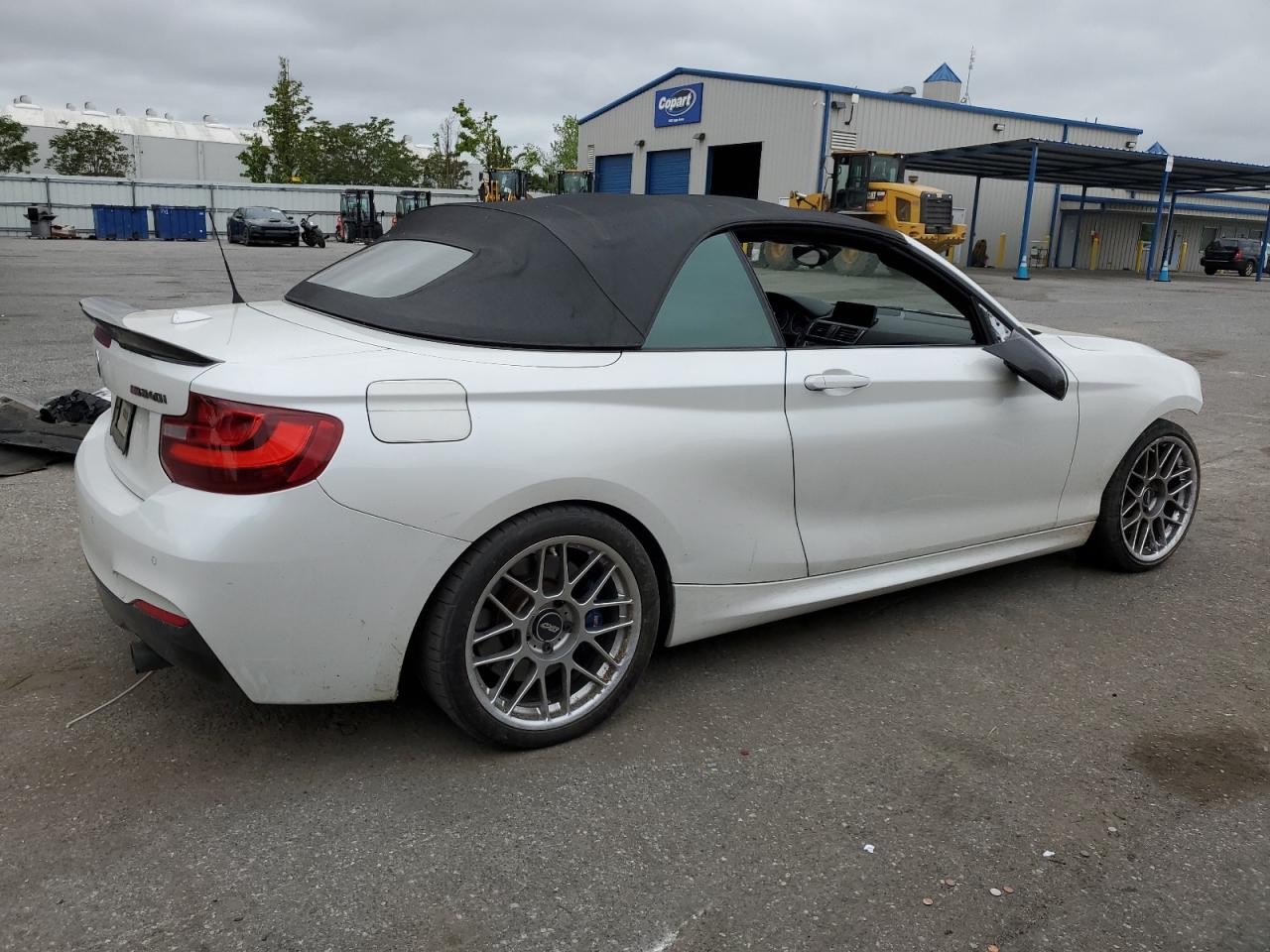 WBA2L1C3XHV666886 2017 BMW M240I