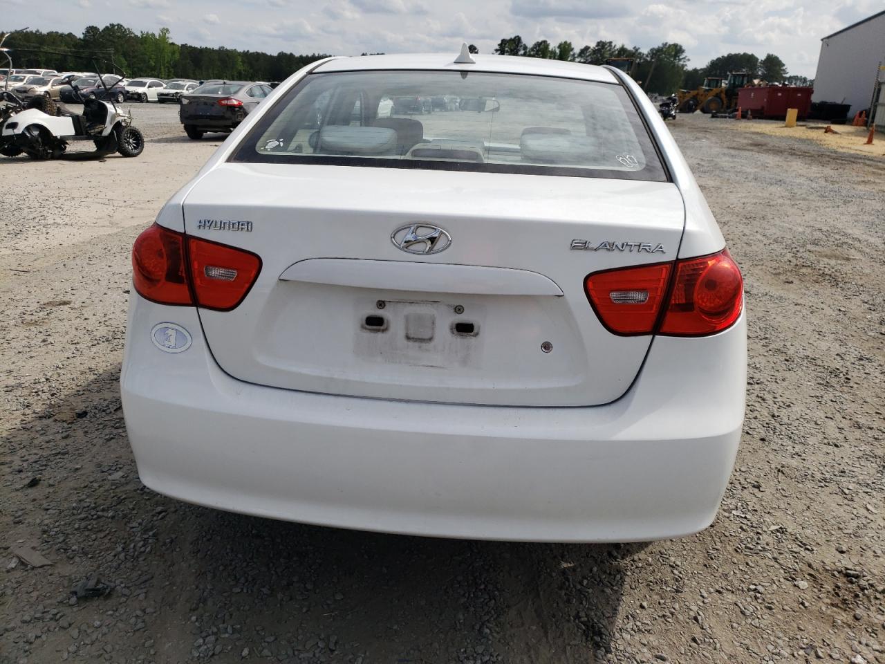 KMHDU46D79U687714 2009 Hyundai Elantra Gls