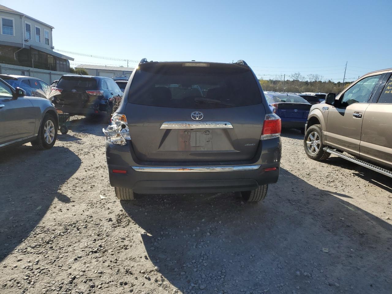 5TDBK3EH9DS224180 2013 Toyota Highlander Base