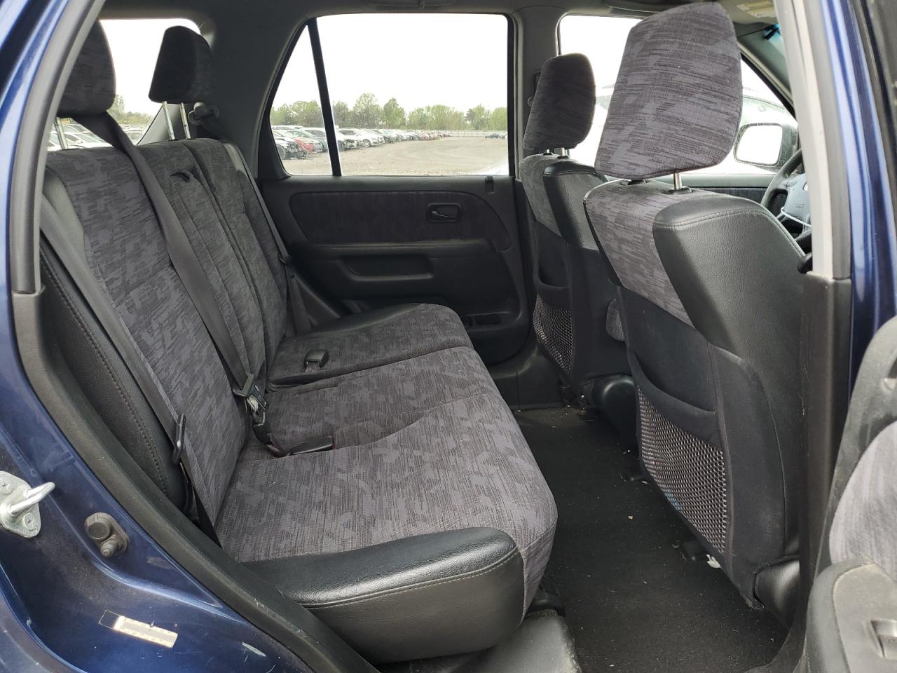 JHLRD68444C023679 2004 Honda Cr-V Lx