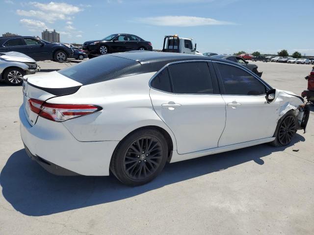 2018 Toyota Camry L VIN: 4T1B11HK7JU503290 Lot: 52118484