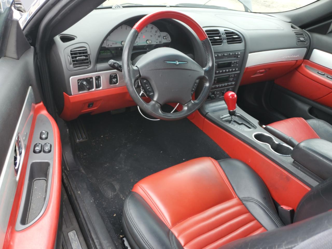 1fahp60a72y120544 1FAHP60A72Y120544 2002 Ford Thunderbird