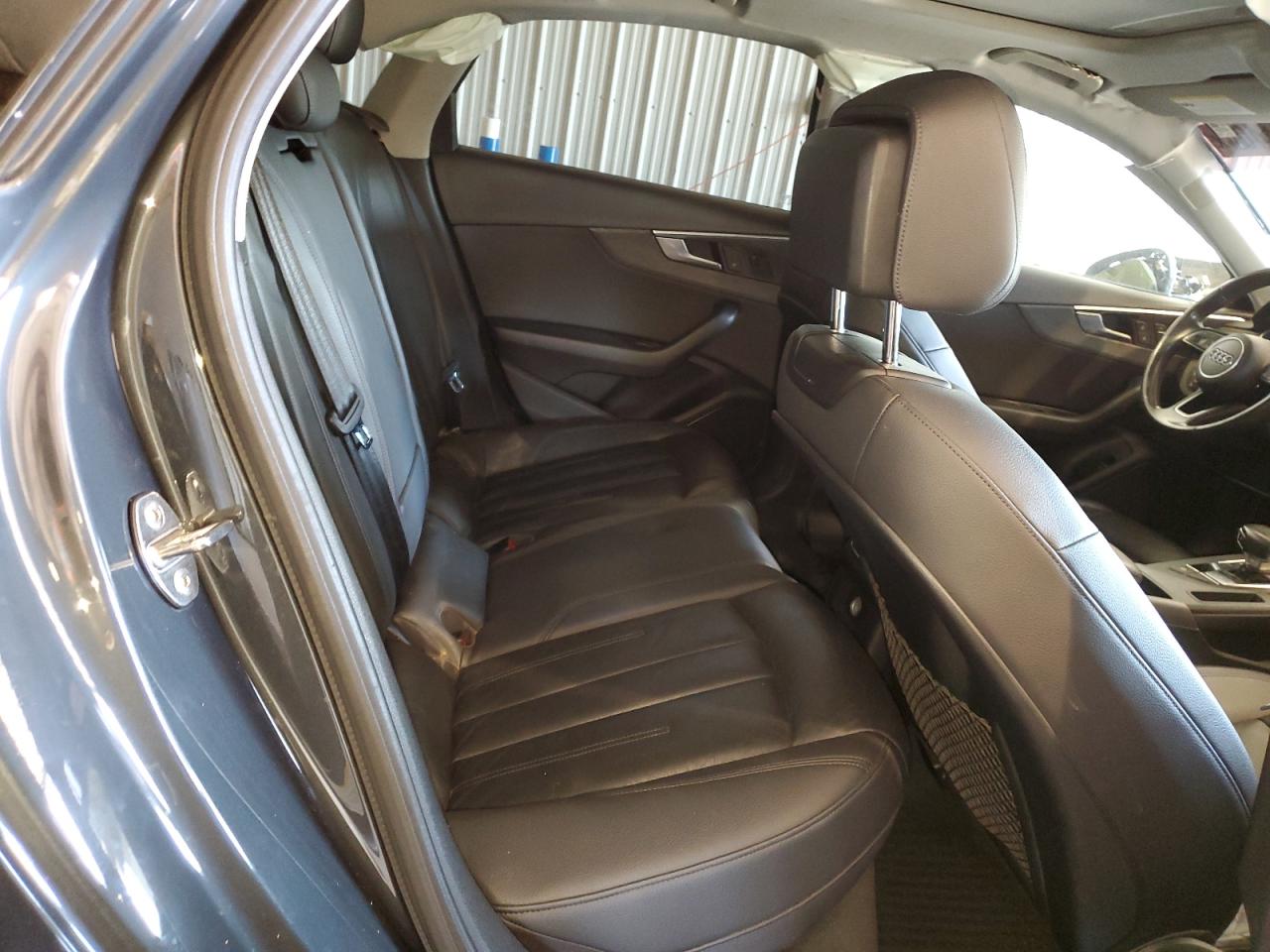 WAUENAF45HN070788 2017 Audi A4 Premium Plus