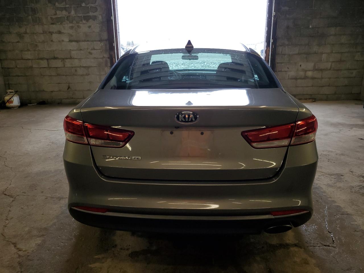 5XXGT4L39HG148922 2017 Kia Optima Lx