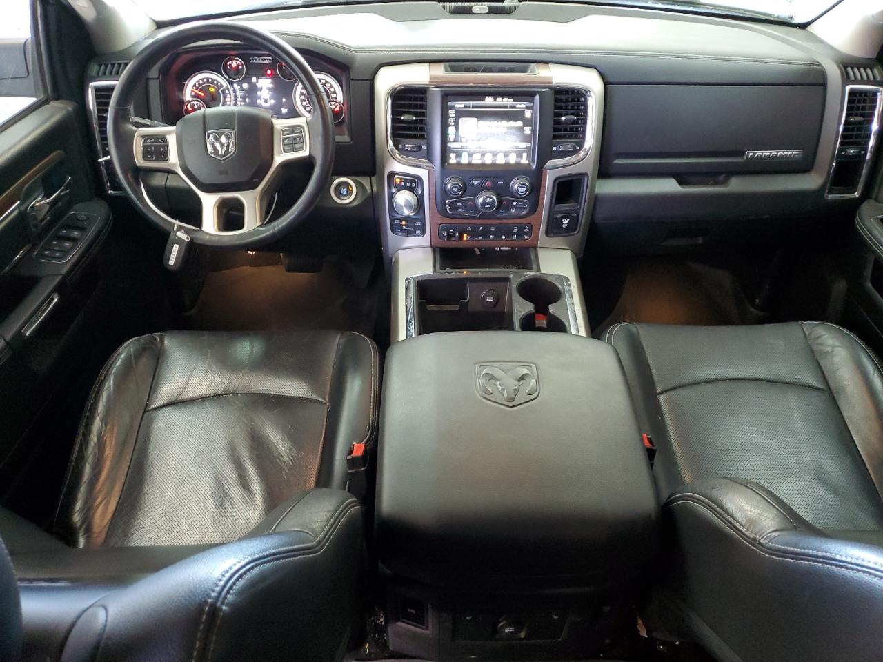 1C6RR7NT7FS644043 2015 Ram 1500 Laramie