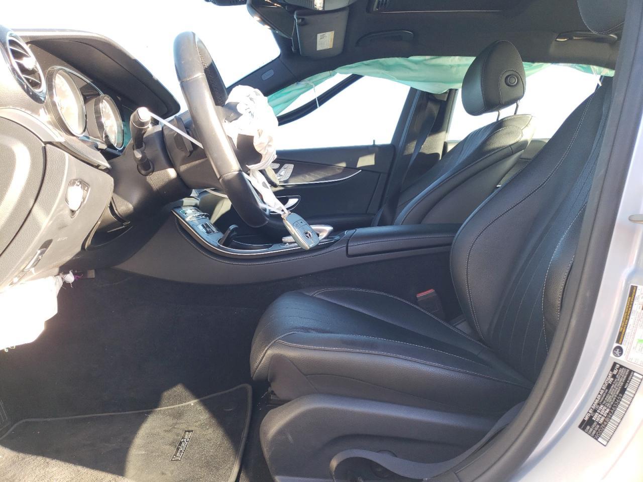 WDDZF4JB9KA633659 2019 Mercedes-Benz E 300