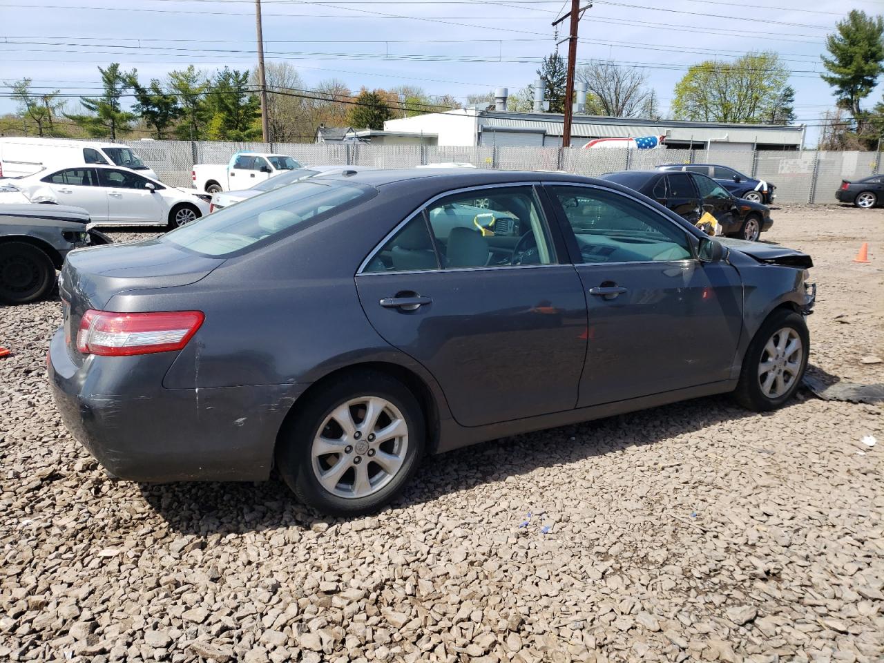 4T1BF3EK1BU187565 2011 Toyota Camry Base