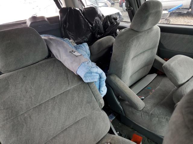 2000 Honda Odyssey Ex VIN: 2HKRL1873YH530130 Lot: 52494544