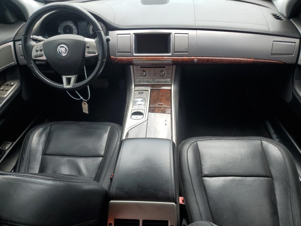 SAJWA0GB7BLS08653 2011 Jaguar Xf Premium