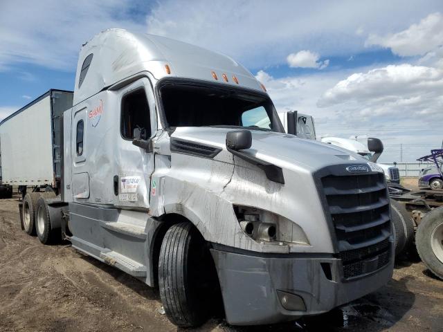 2020 FREIGHTLINER CASCADIA 1 #3033693705