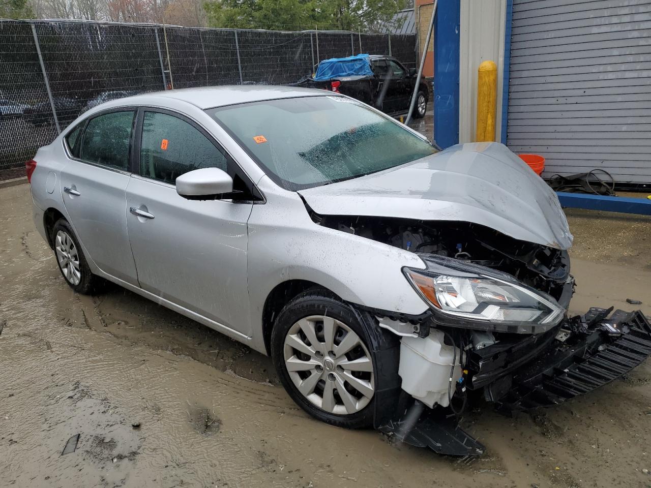 3N1AB7AP5JY243011 2018 Nissan Sentra S