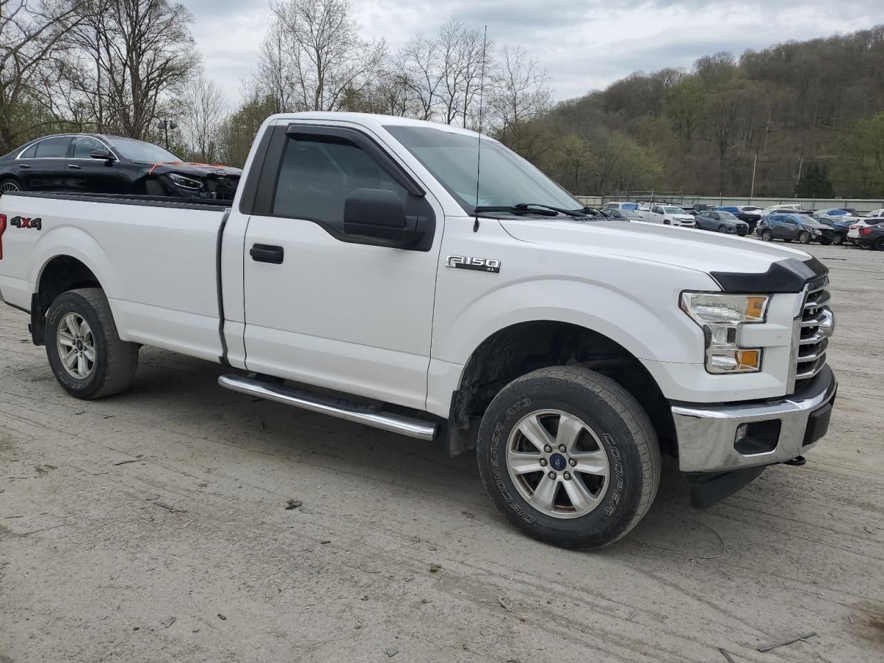 2017 Ford F150 vin: 1FTMF1E8XHKC09069