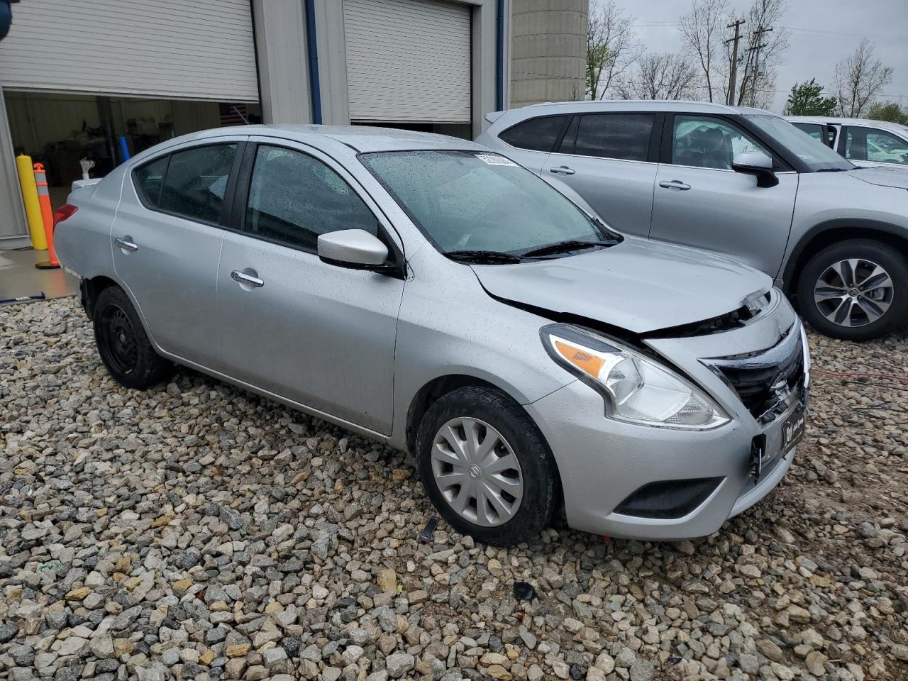 2015 Nissan Versa S vin: 3N1CN7AP4FL838632