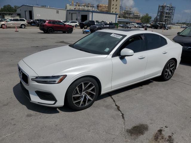 Lot #2538172418 2020 VOLVO S60 T5 MOM salvage car