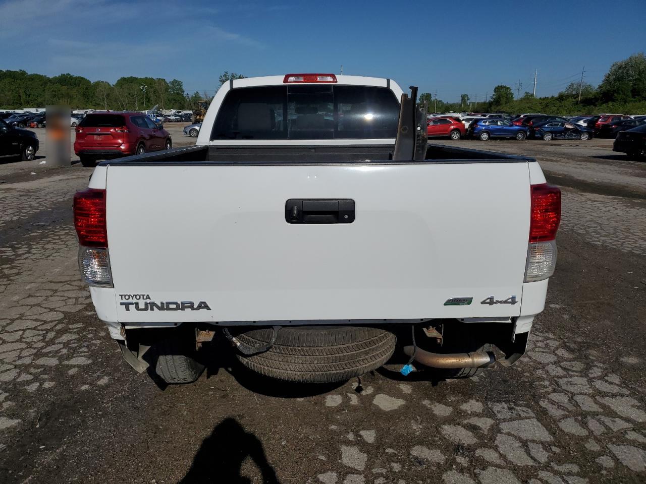 5TFUW5F11BX187207 2011 Toyota Tundra Double Cab Sr5