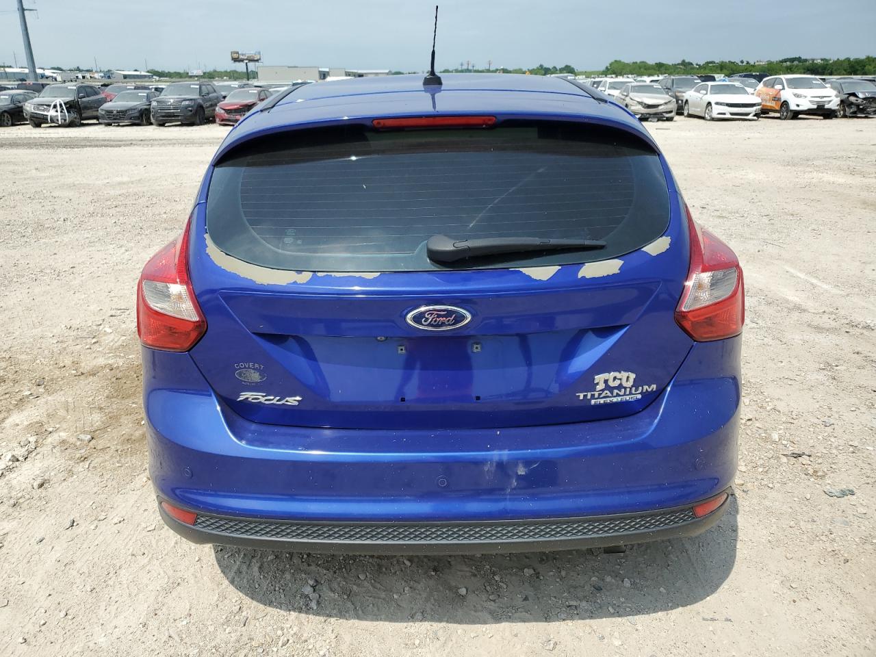 1FADP3N23EL316738 2014 Ford Focus Titanium