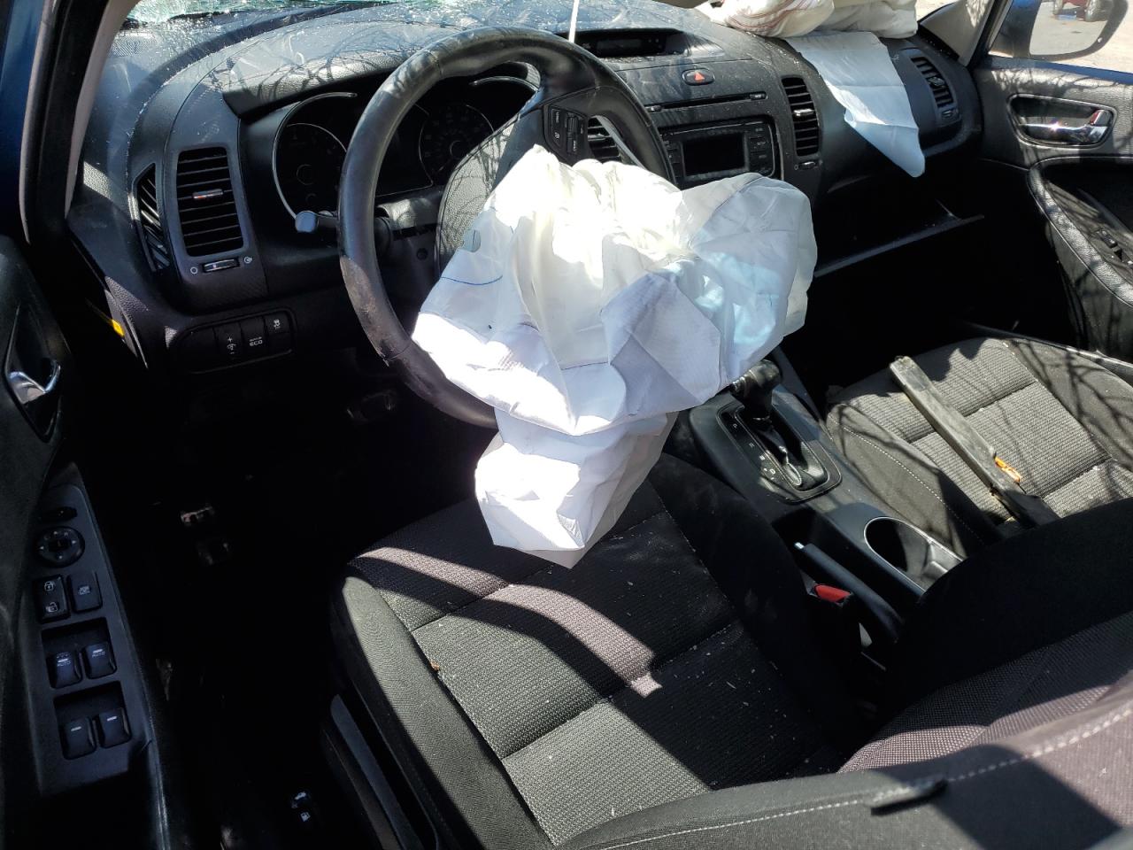 KNAFX4A83F5320973 2015 Kia Forte Ex