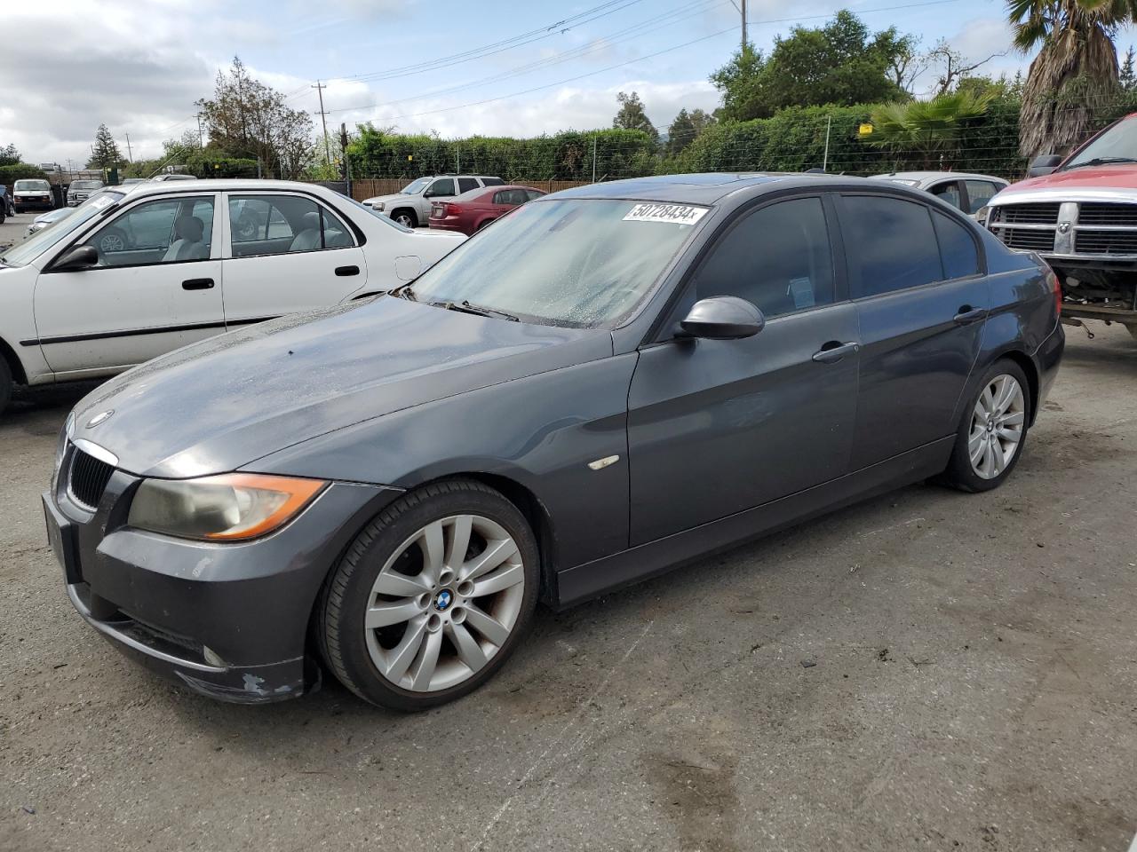 BMW 325i 2006 3-Series