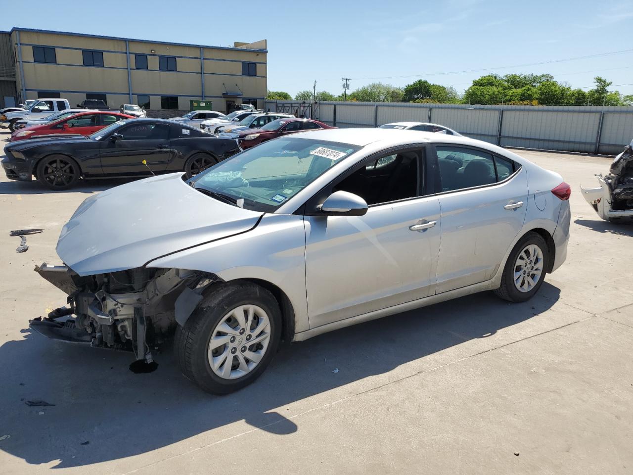 2018 Hyundai Elantra Se vin: 5NPD74LF1JH395704