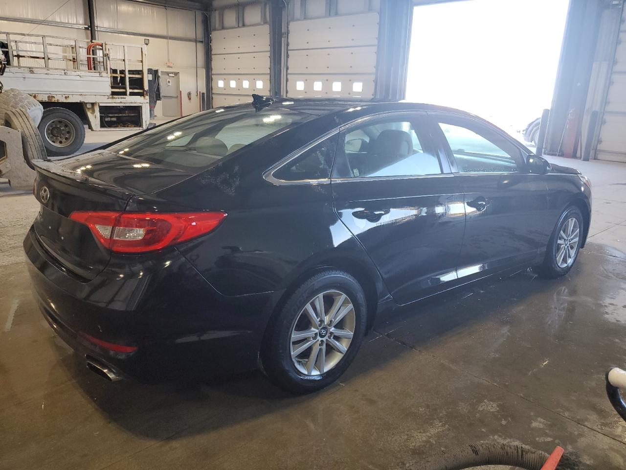 5NPE24AF1HH469543 2017 Hyundai Sonata Se