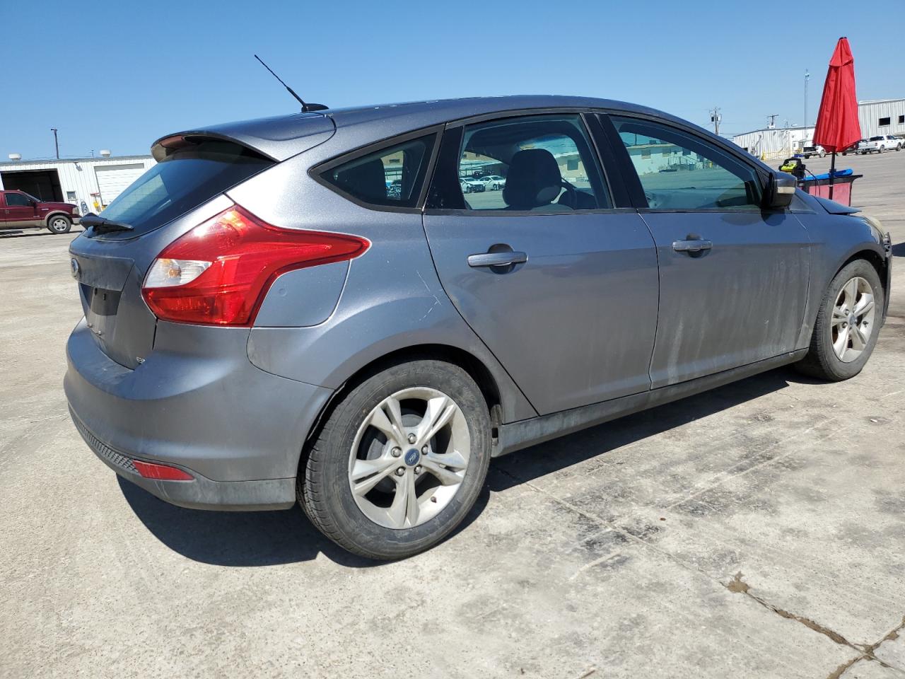 2013 Ford Focus Se vin: 1FADP3K22DL375590