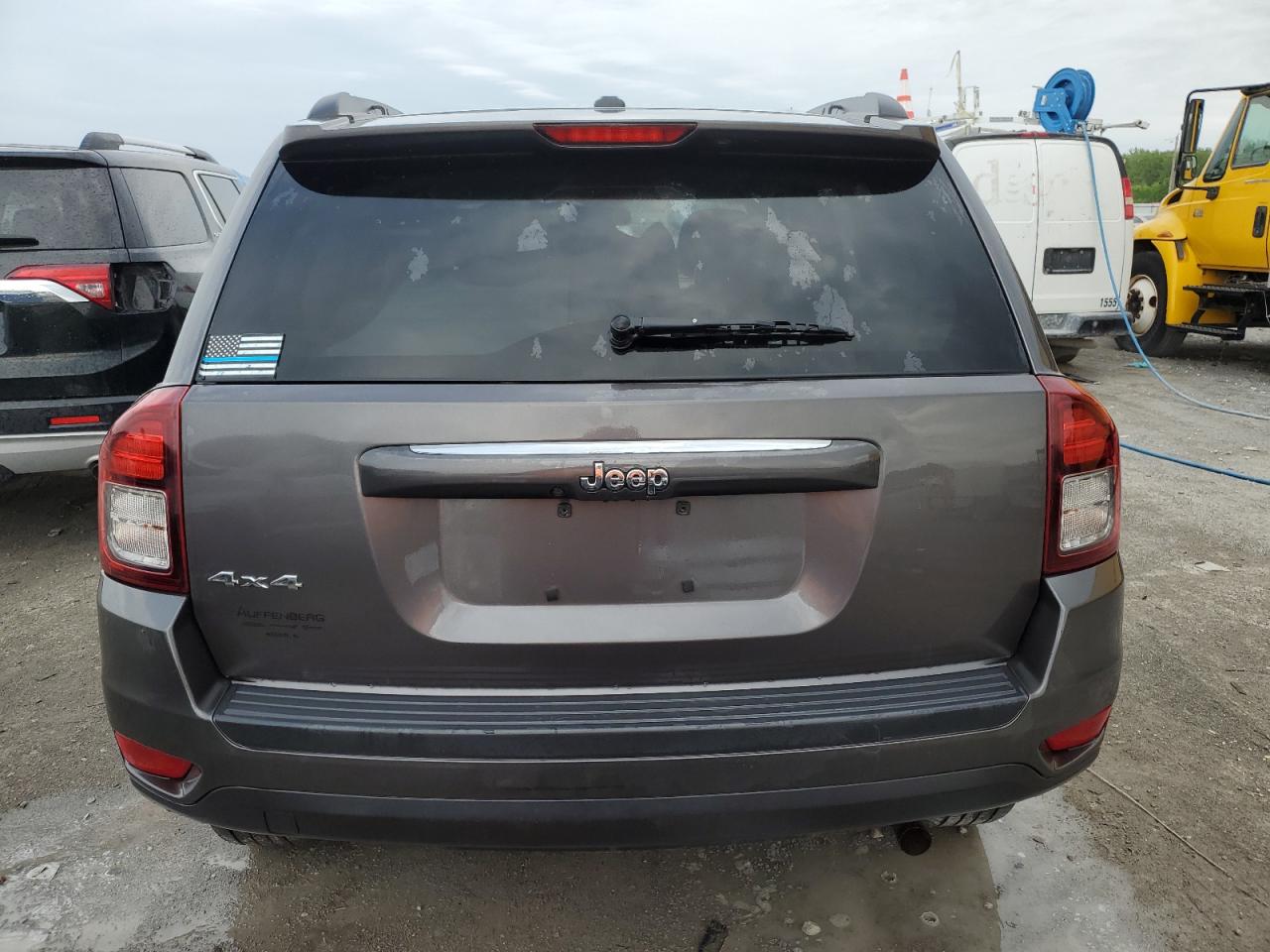 1C4NJDBB5GD558938 2016 Jeep Compass Sport