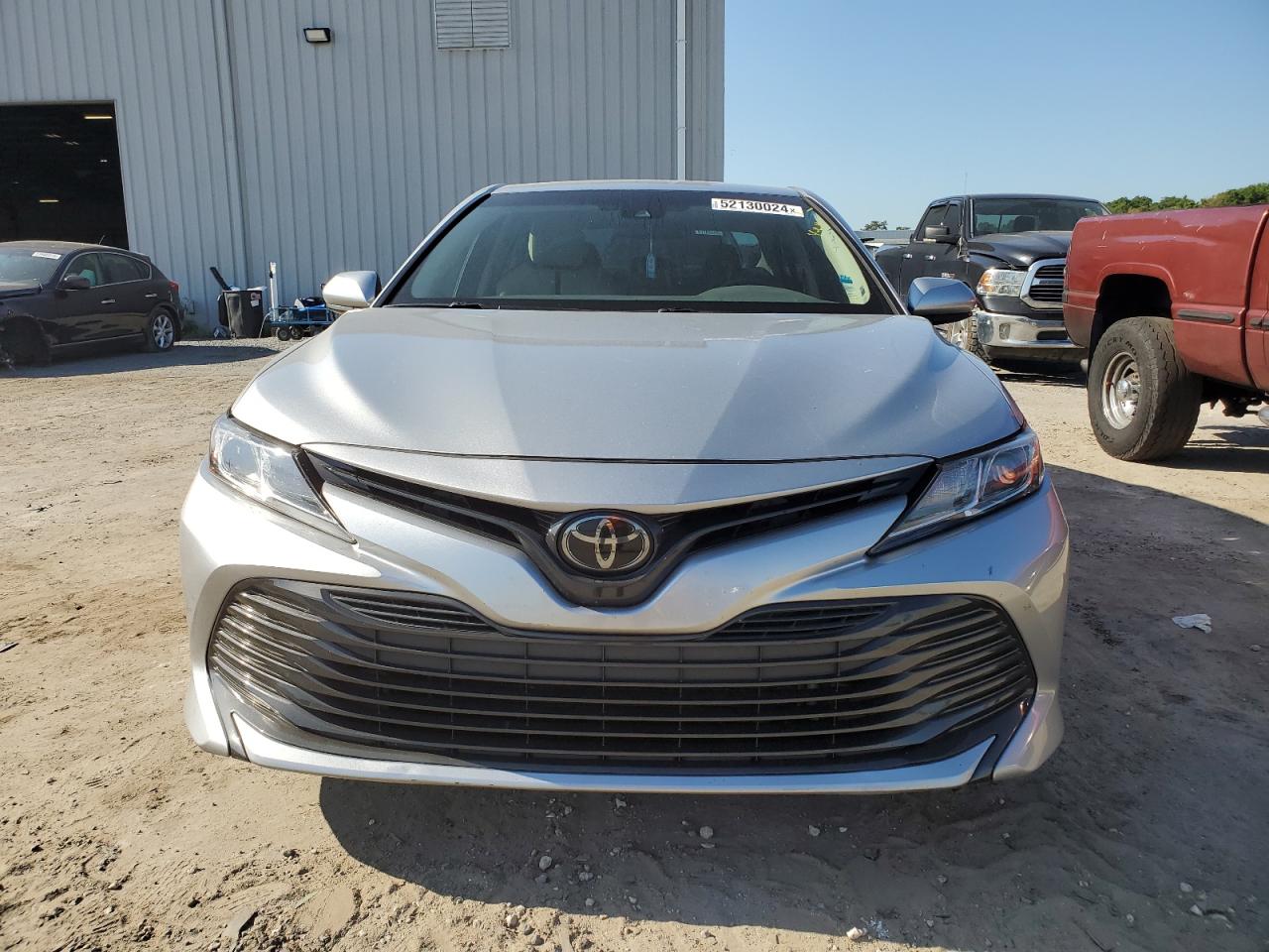 4T1B11HK4JU092351 2018 Toyota Camry L